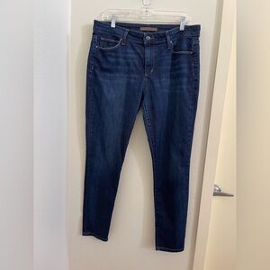 Joe’s Jeans Women's Dark Wash “The Icon Ankle” Size 32